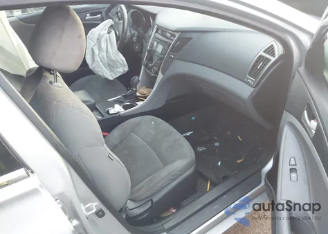 2013 Hyundai Sonata Gls z USA, uszkodzony, nr VIN 5NPEB4AC8DH650929